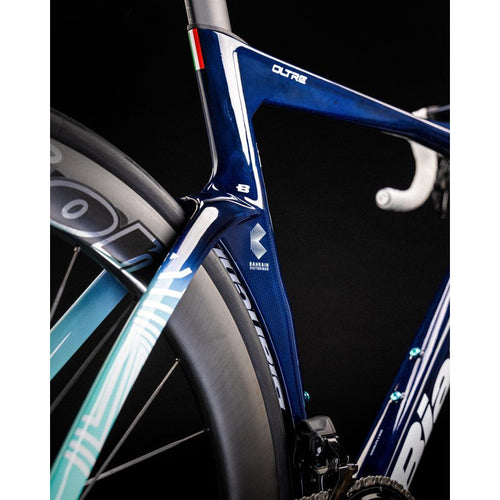 Bianchi Oltre RC Dura Ace Di2 – Réplique de l'équipe Bahreïn