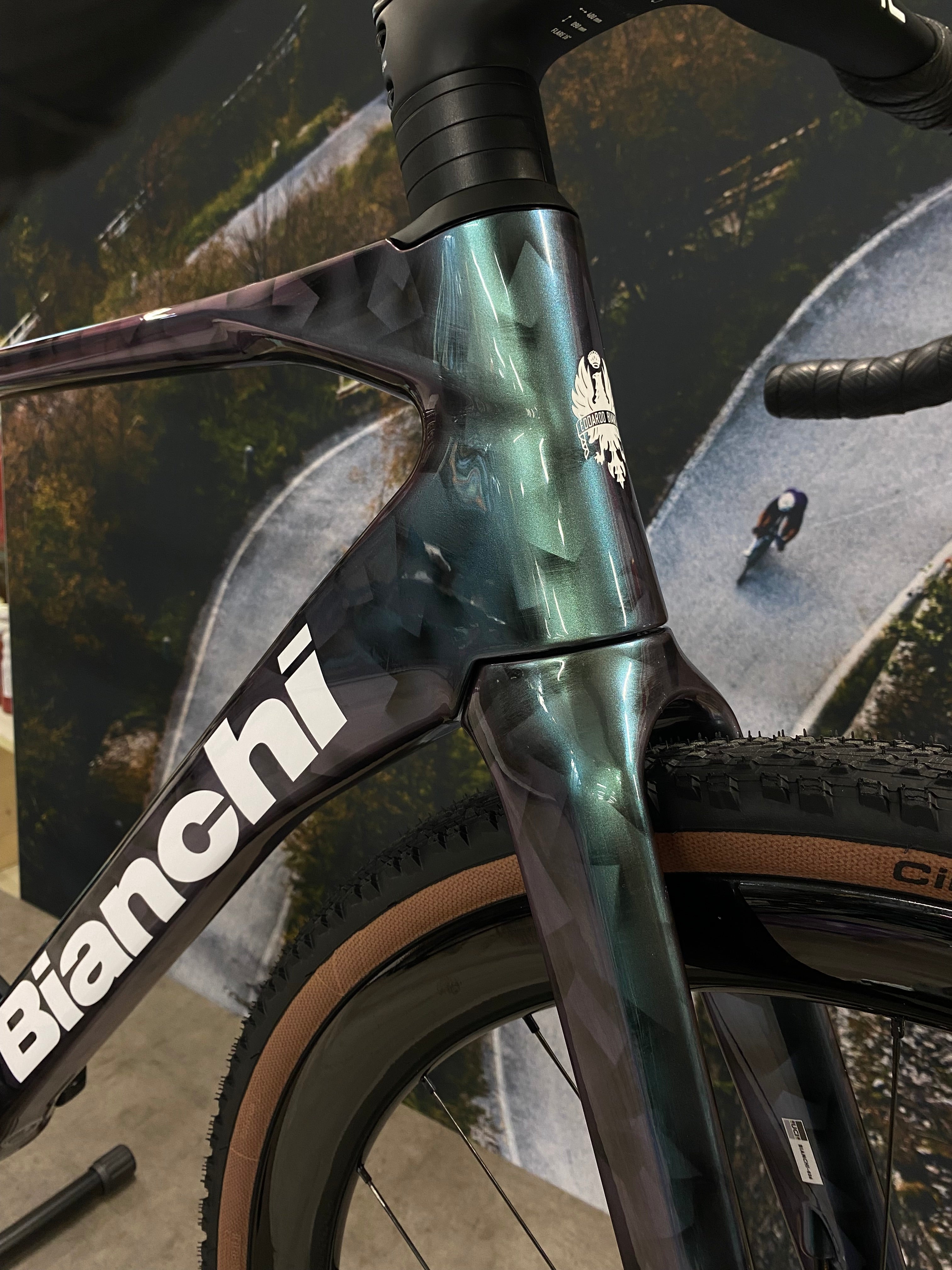 Officina Bianchi Impulso RC GRX Di2 - Chameleon Green
