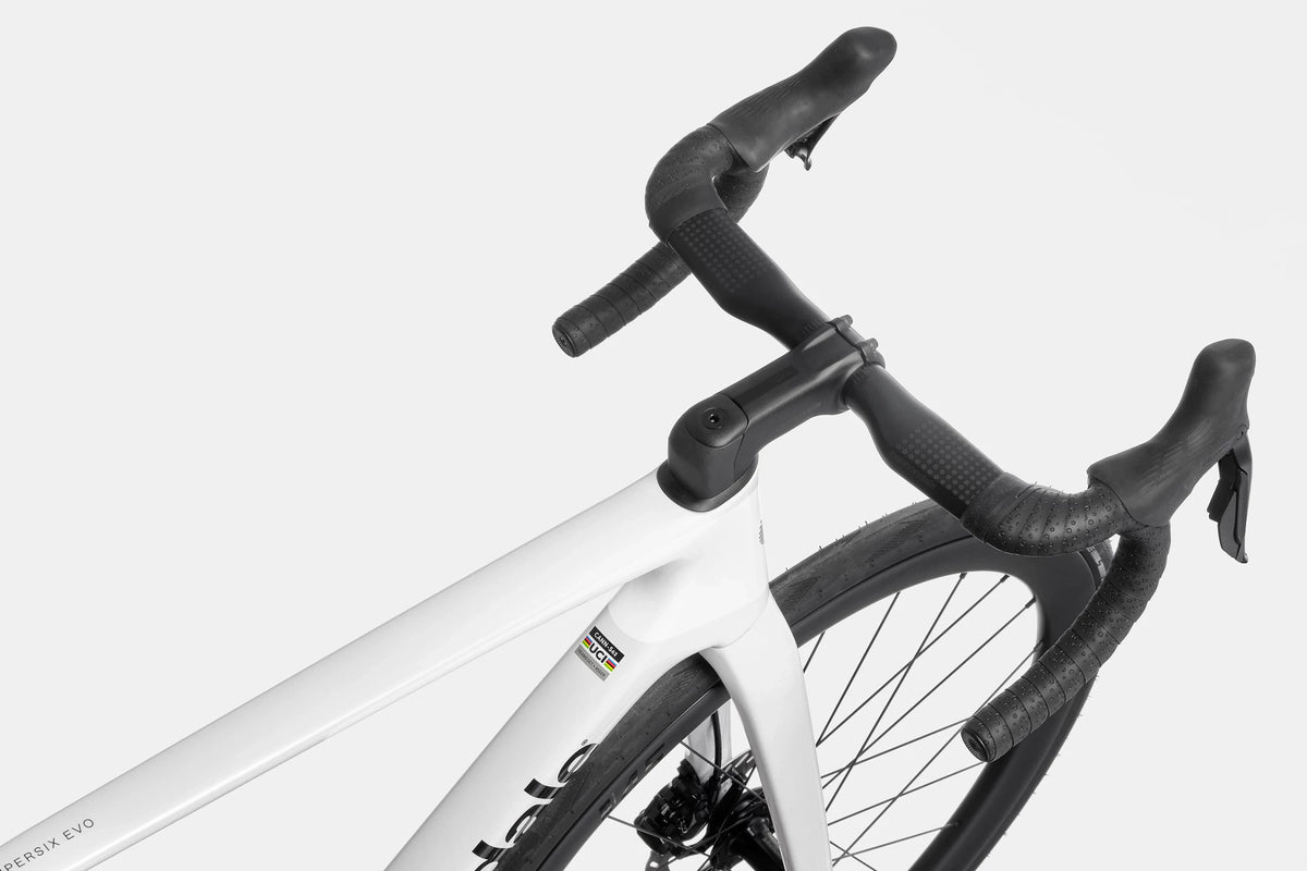 Cannondale SuperSix EVO 5 – Shimano 105 Di2 12v