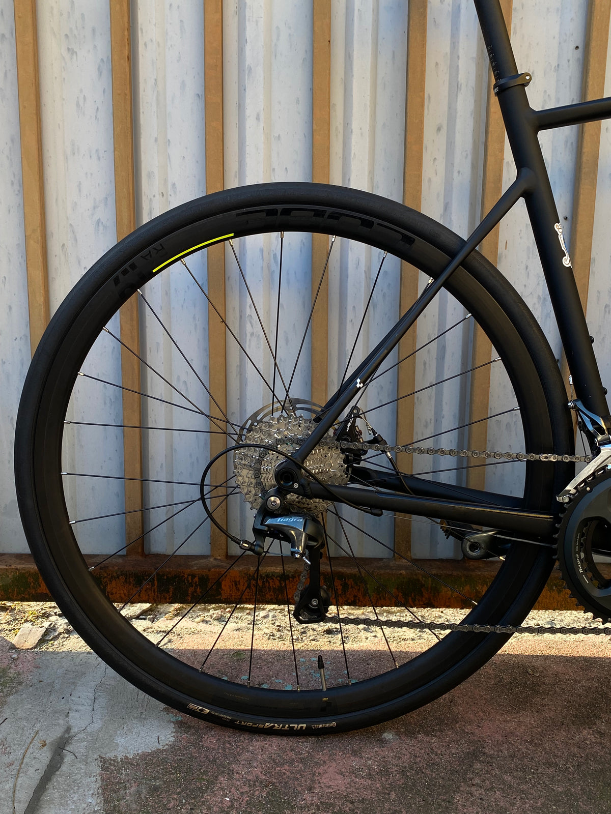 CUBE Attain Race Disc Shimano Tiagra 10v - Usato Garantito