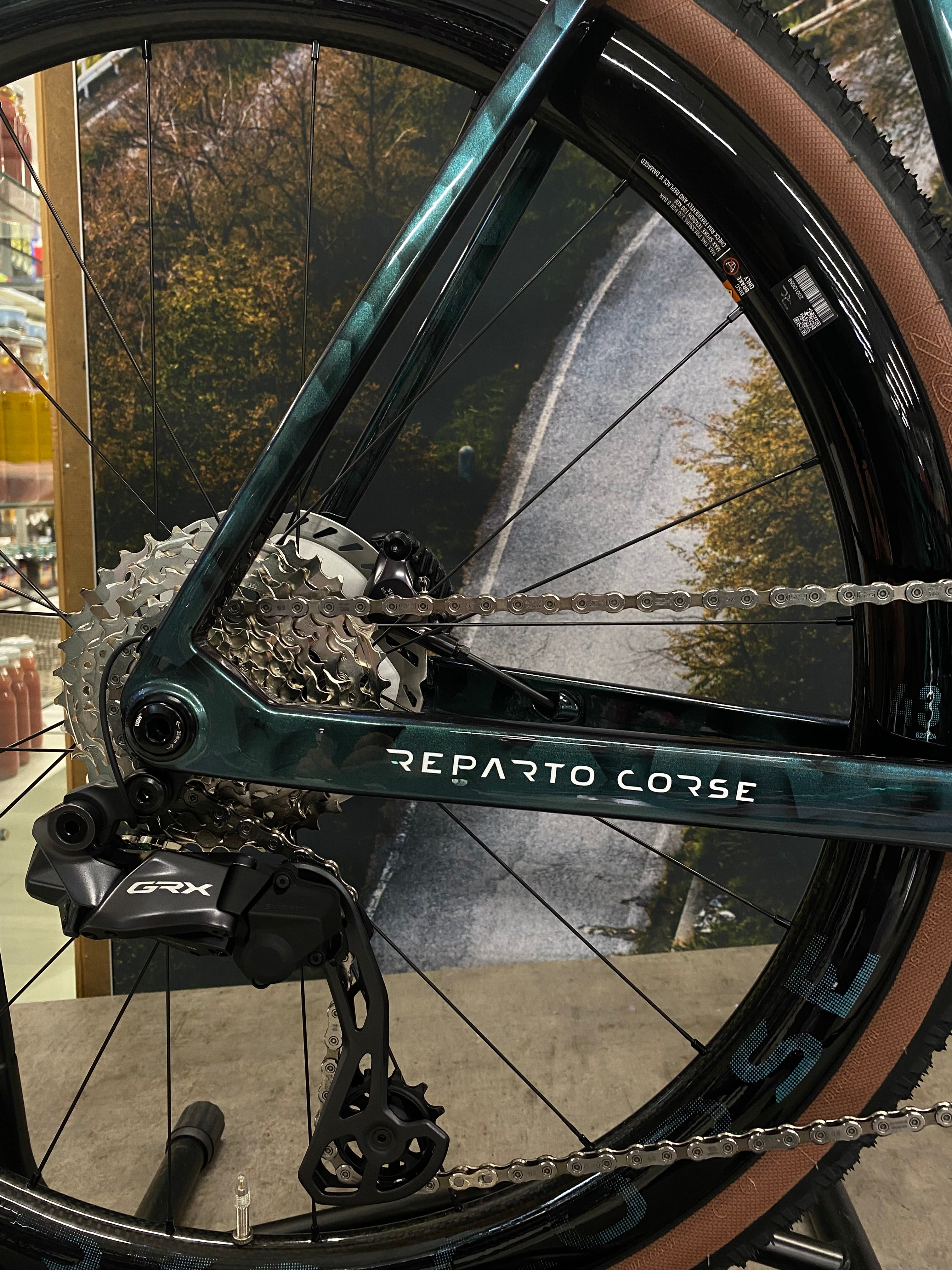 Officina Bianchi Impulso RC GRX Di2 - Chameleon Green