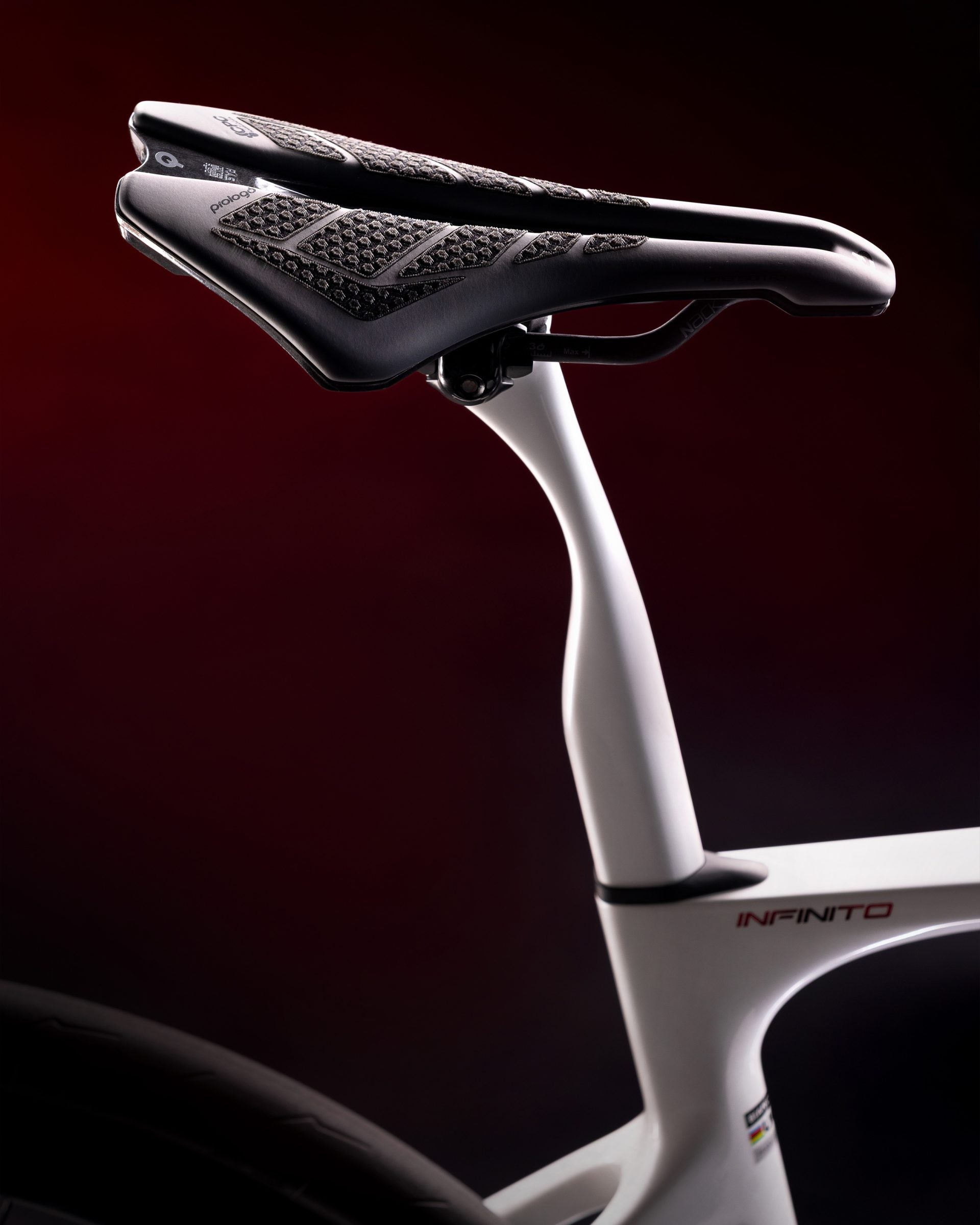 Bicicletta Bianchi Infinito Paris-Roubaix Edition