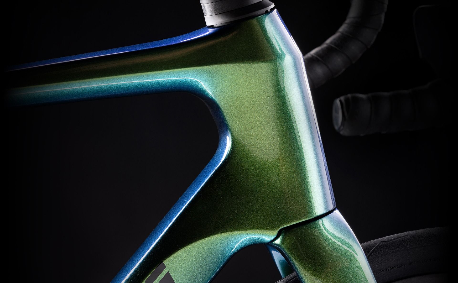 Bicicletta Bianchi Infinito Pro – SRAM Force AXS